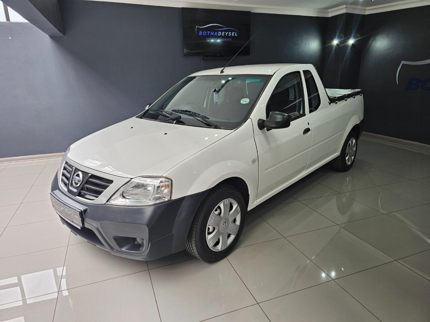 Nissan Np 200