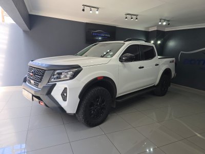 2021 Nissan Navara 2.5DDTi Double Cab PRO-2X
