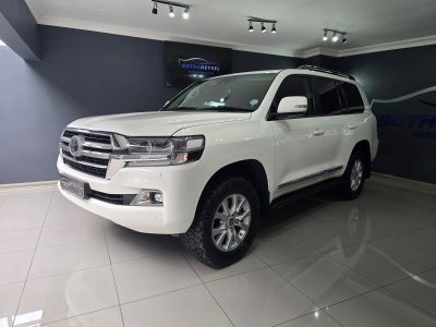 2020 Toyota Land Cruiser 200 4.5D-4D V8 VX-R